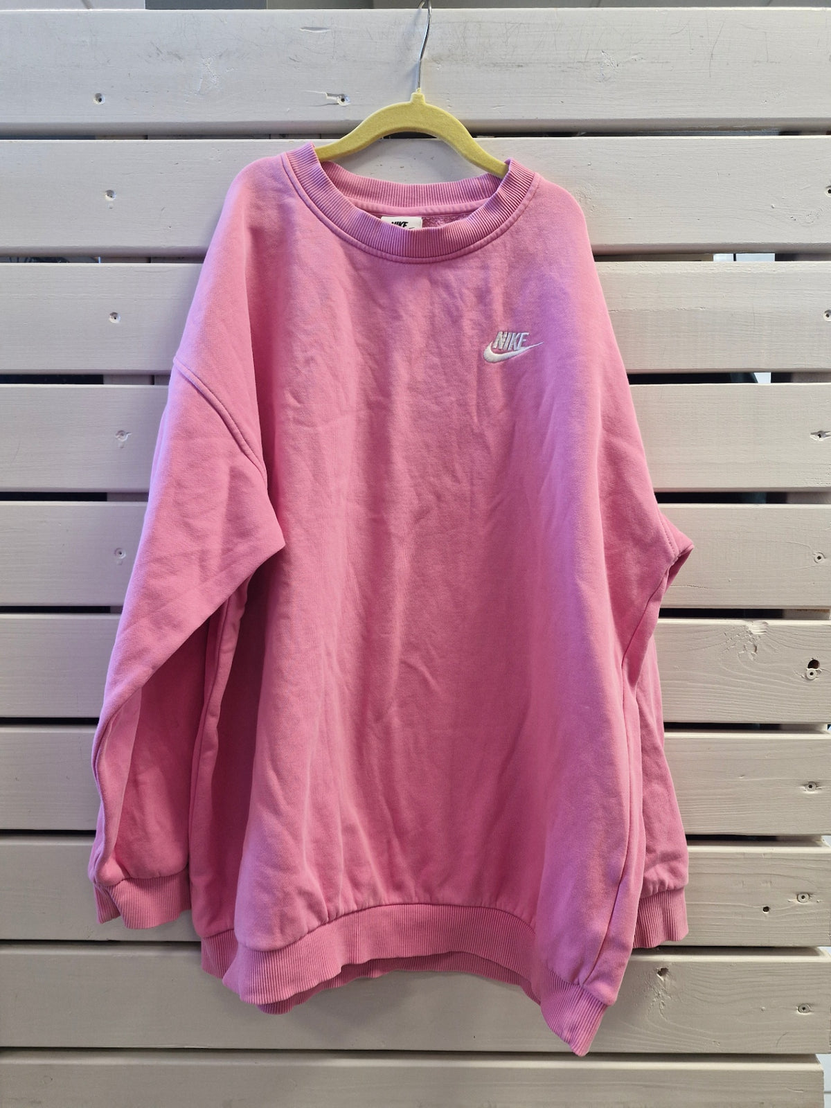 Nike bleik peysa 156/166