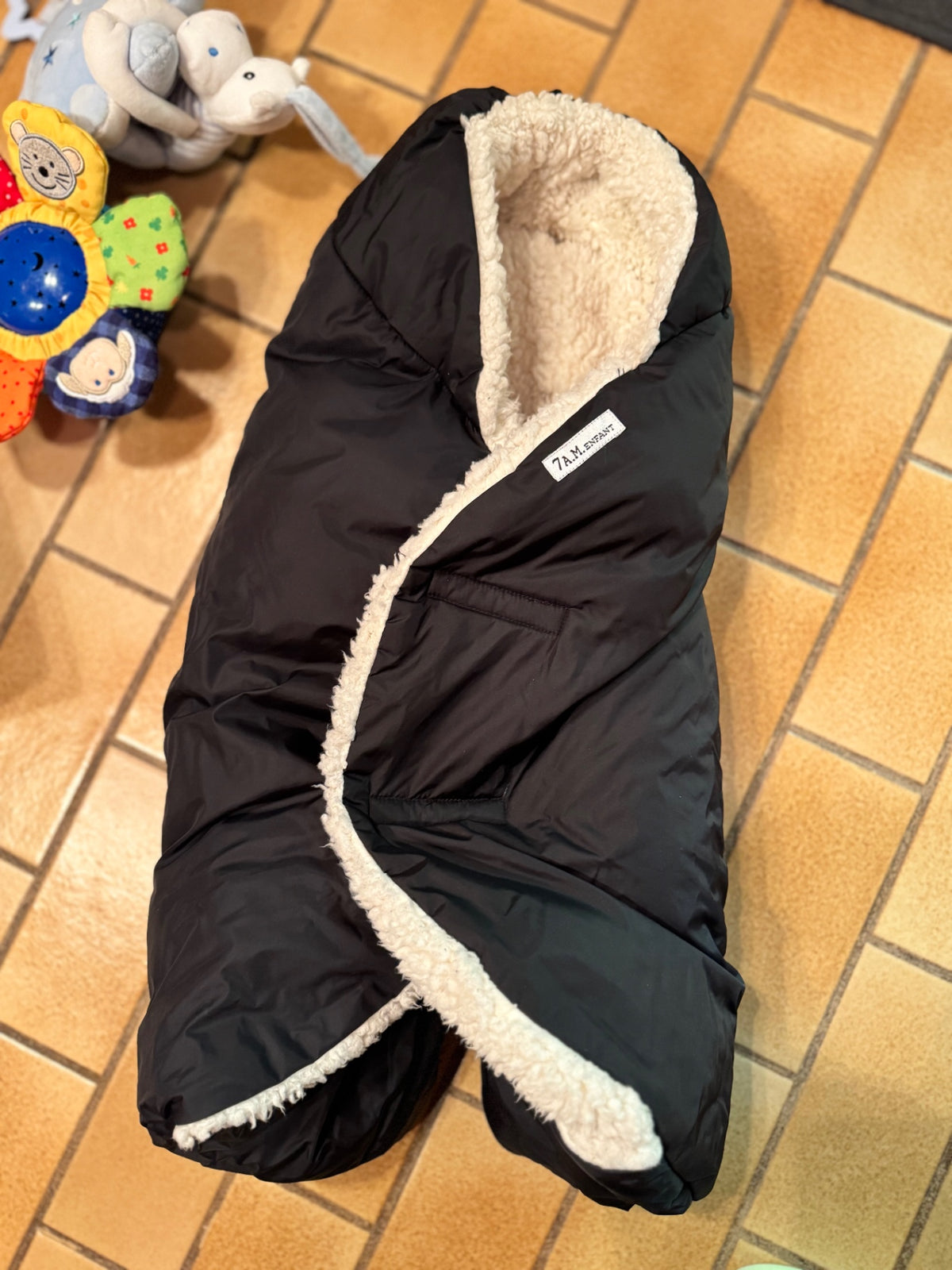 Barna bilstólateppi