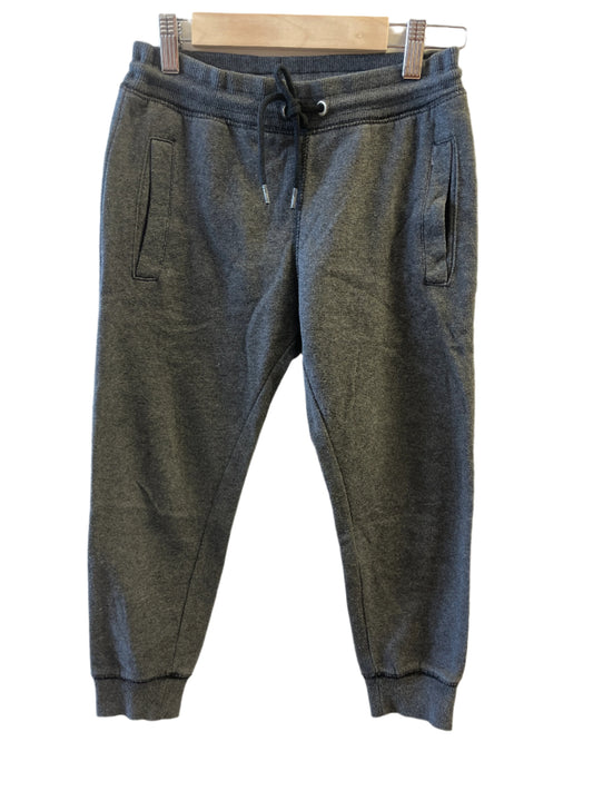 Gráar jogging buxur 134