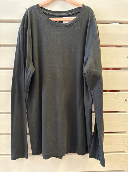 H&M svartur síðermabolur 170