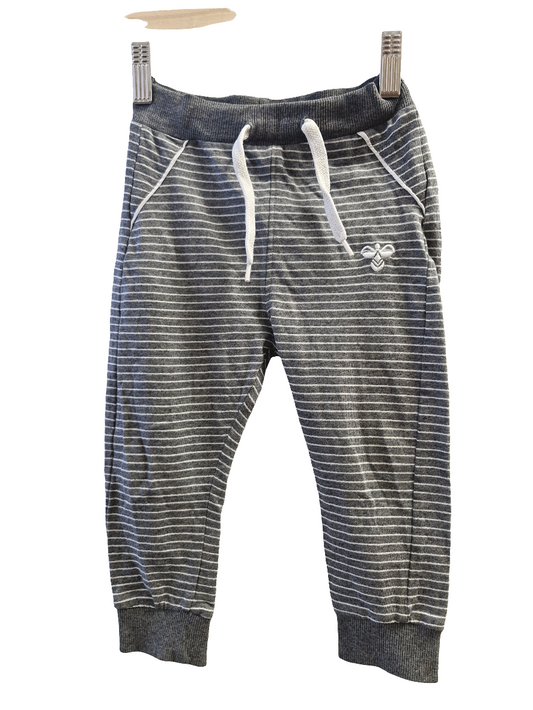 Hummel buxur 86
