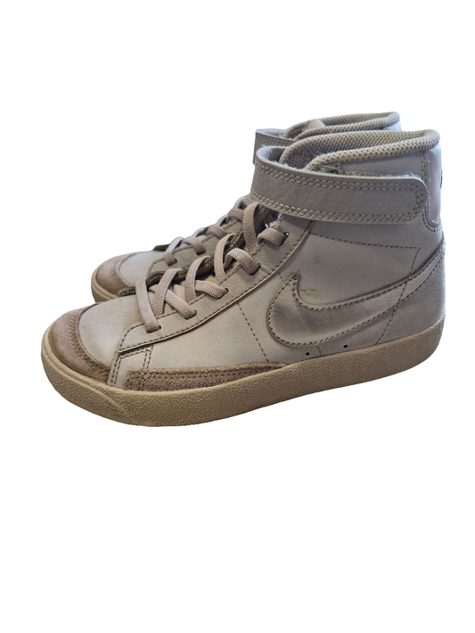 Nike skór 33