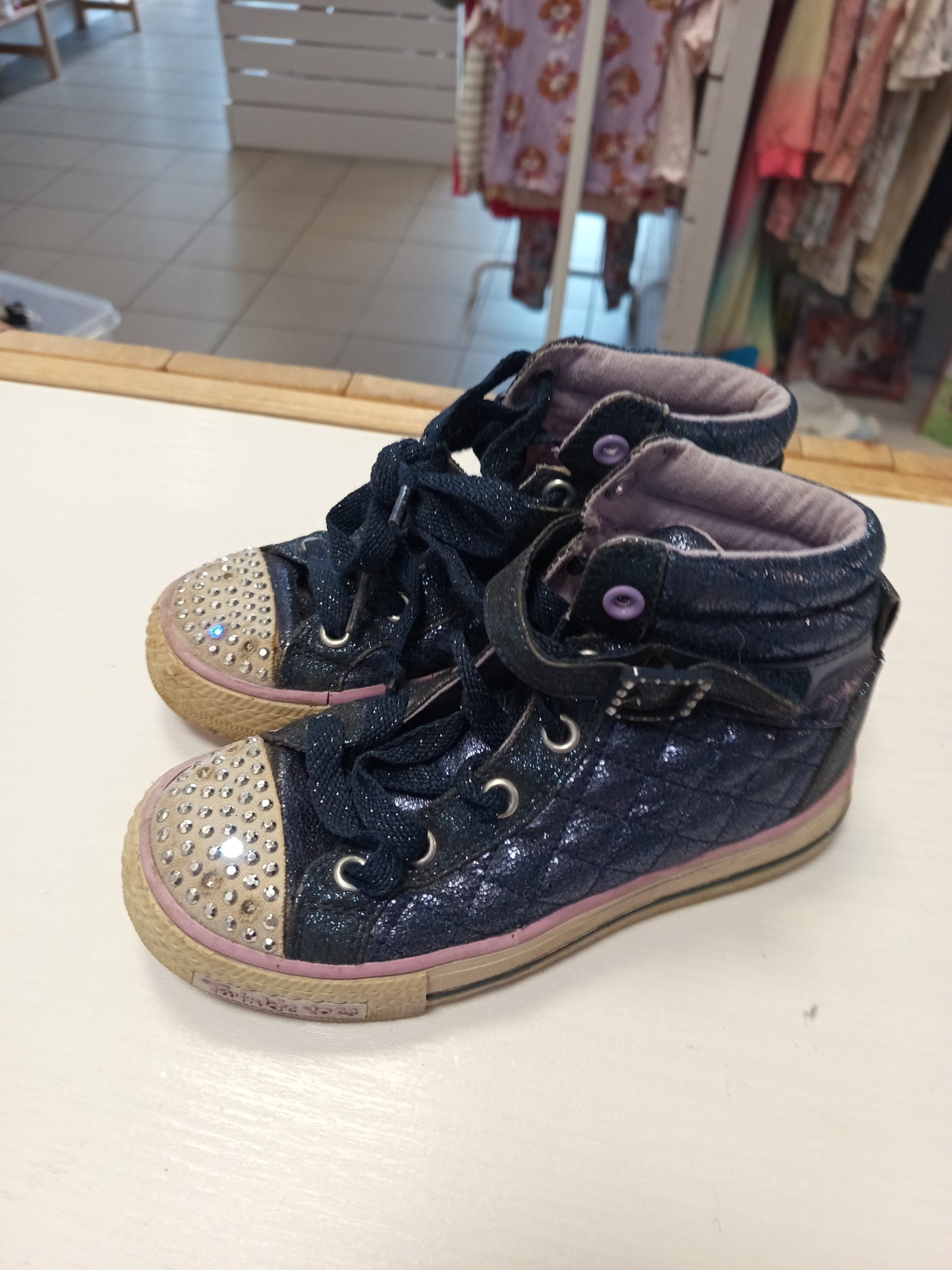Sketchers m ljósum 31