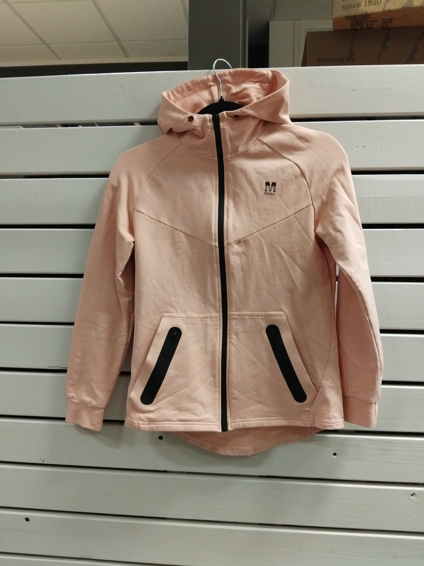 M fitness peysa, rennd158/164