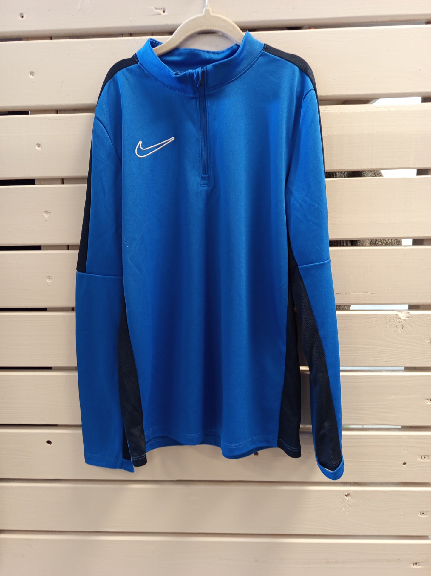 Nike DriFit peysa 137/147
