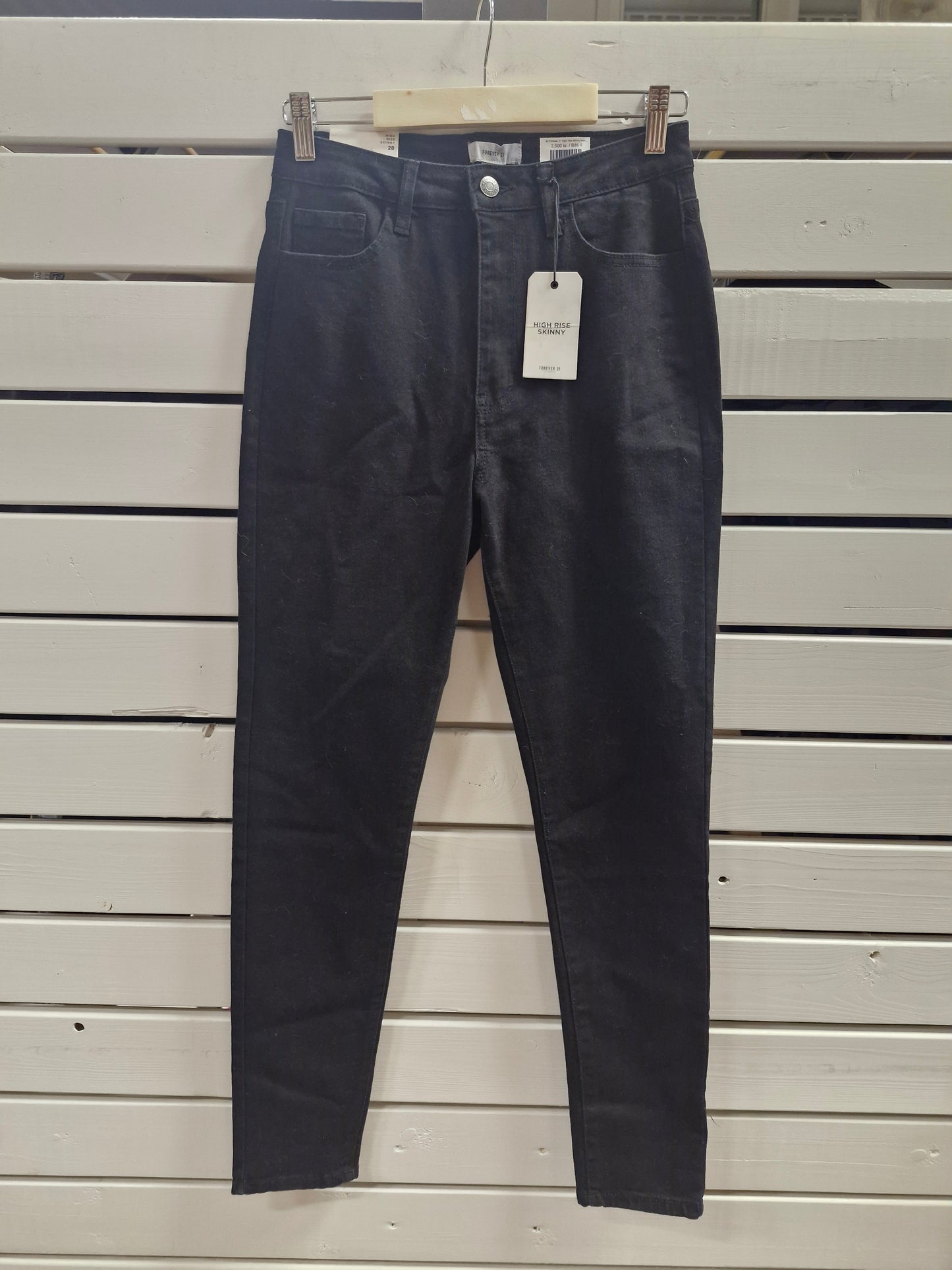 40 Forever 21 high rise skinny jeans ónotaðar með miða - Svartar