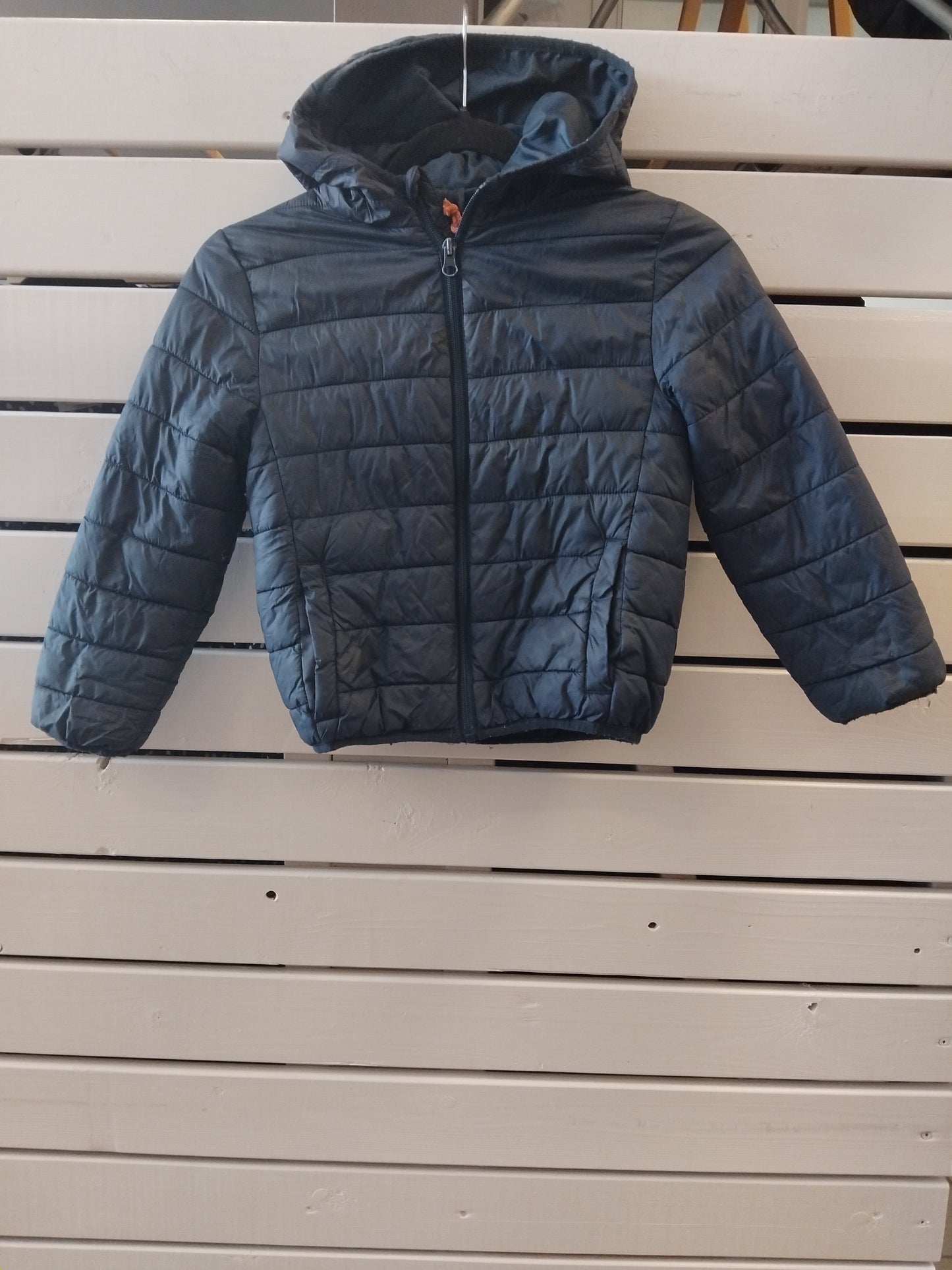 Primark primaloftúlpa 122