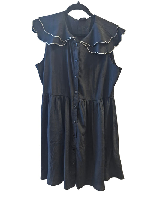 Asos kjóll m kraga 44