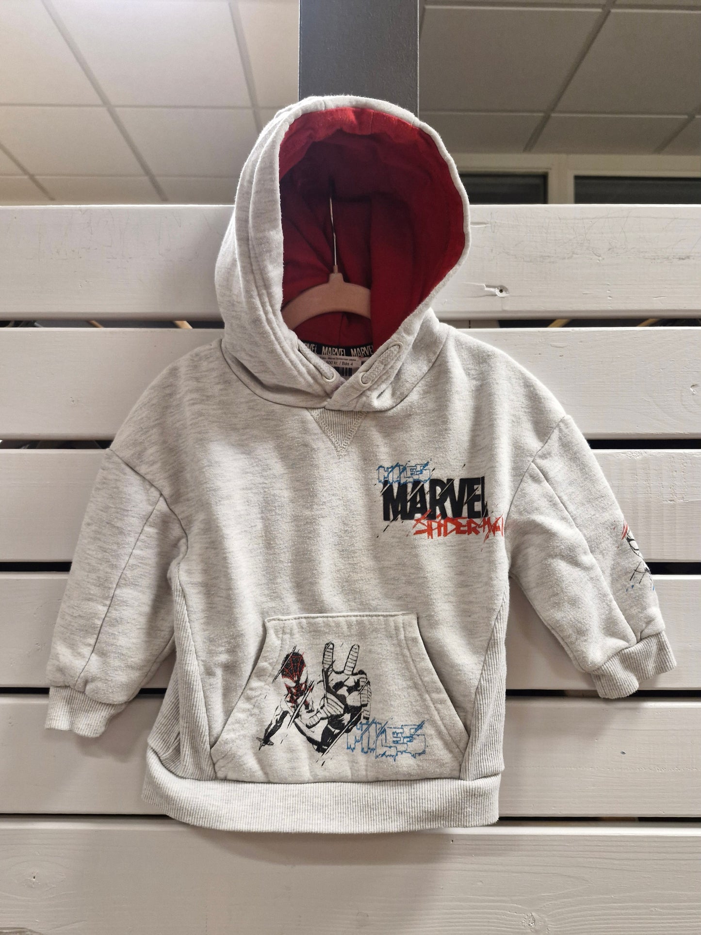 1-2 ára - Marvel Spiderman peysa - ljósgrá