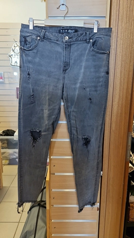 Gráar gallabuxur 16