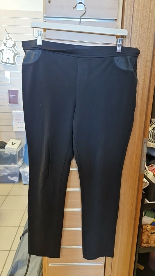 DKNY buxur XL