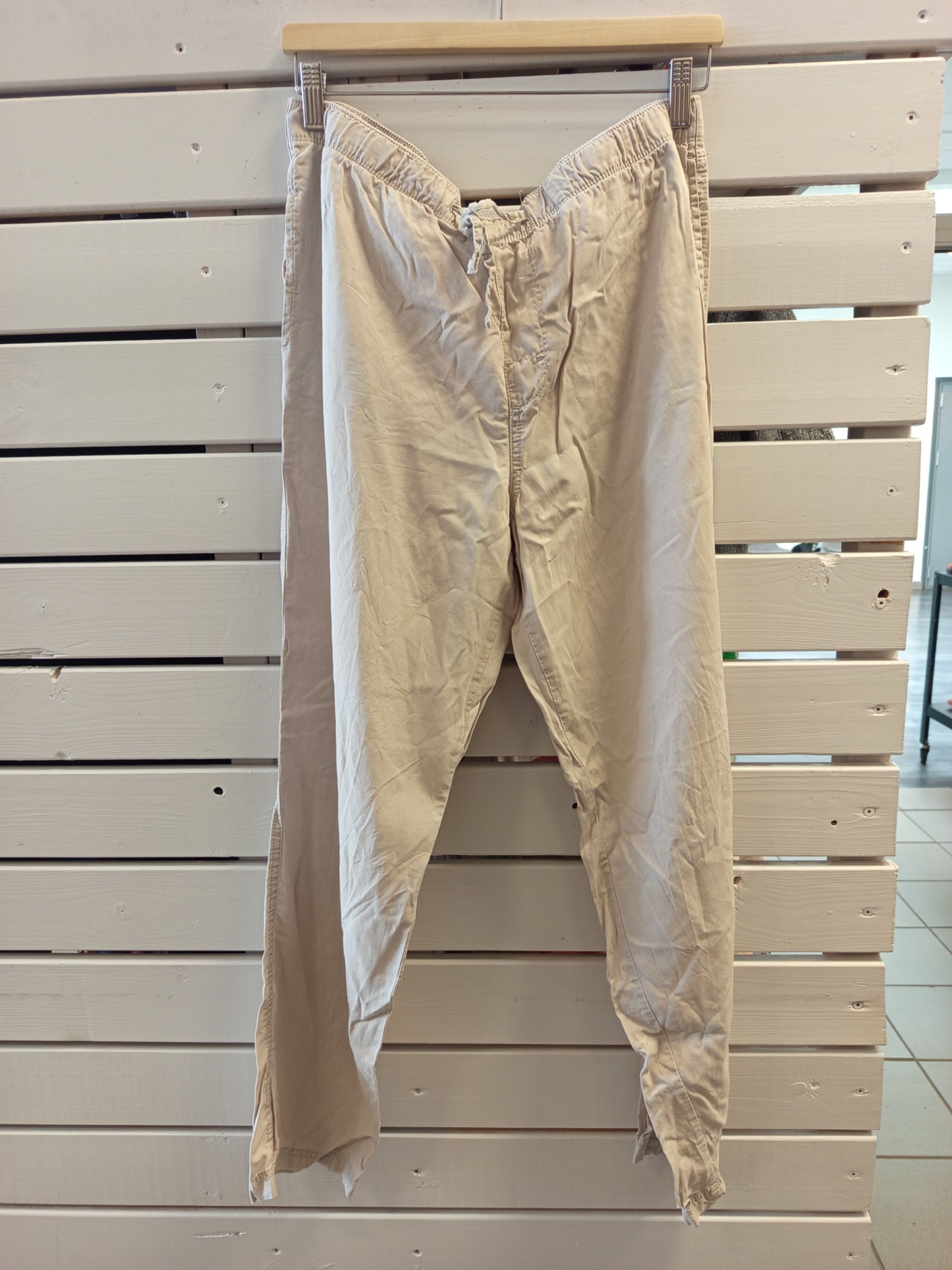 H&M léttar buxur M