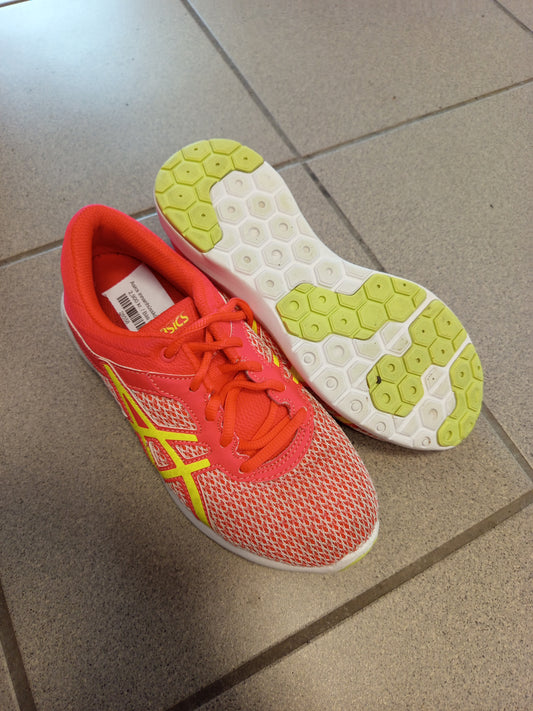 Asics innanhússkór 35